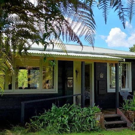 Earthsounds Country Cottage Таумаруни Экстерьер фото