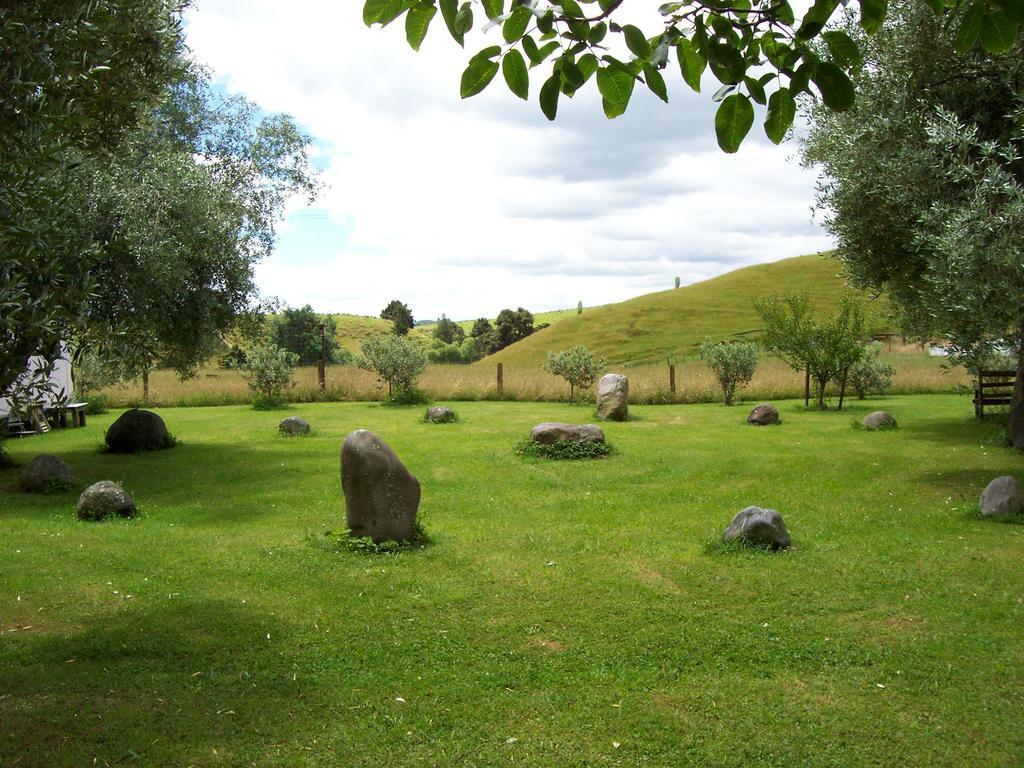 Earthsounds Country Cottage Таумаруни Номер фото